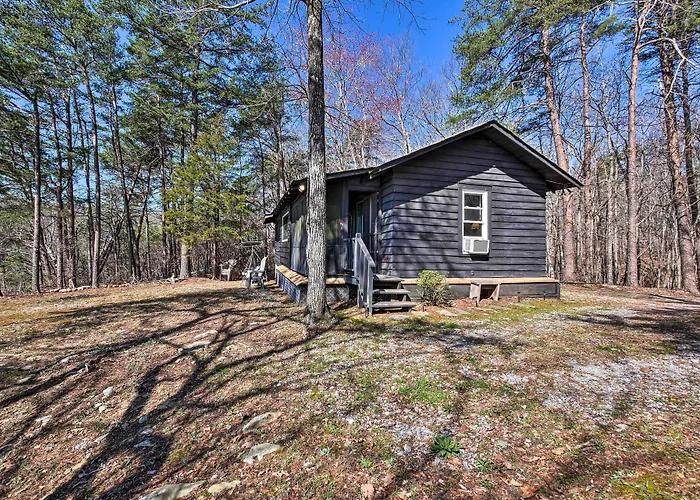 Secluded Ridgetop Hideaway W/ Valley Views!