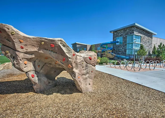 Montrose Adventure Base: Family Friendly!
