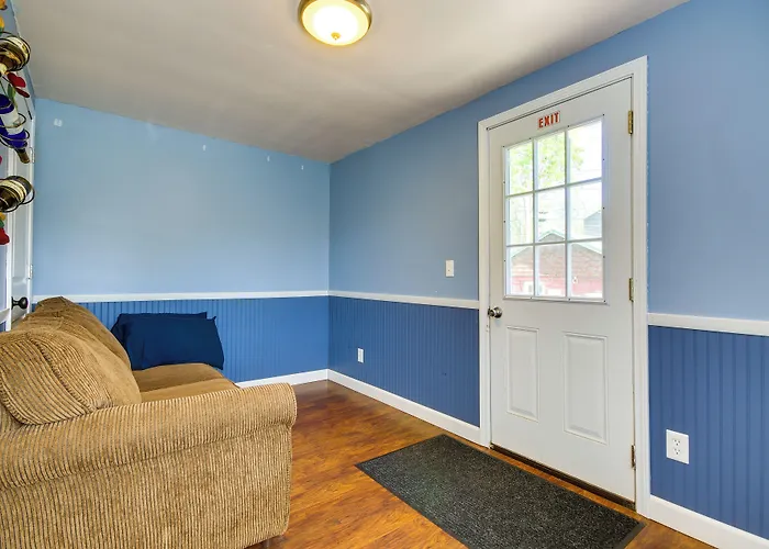 Downtown Hermann Vacation Home Near Wineries!