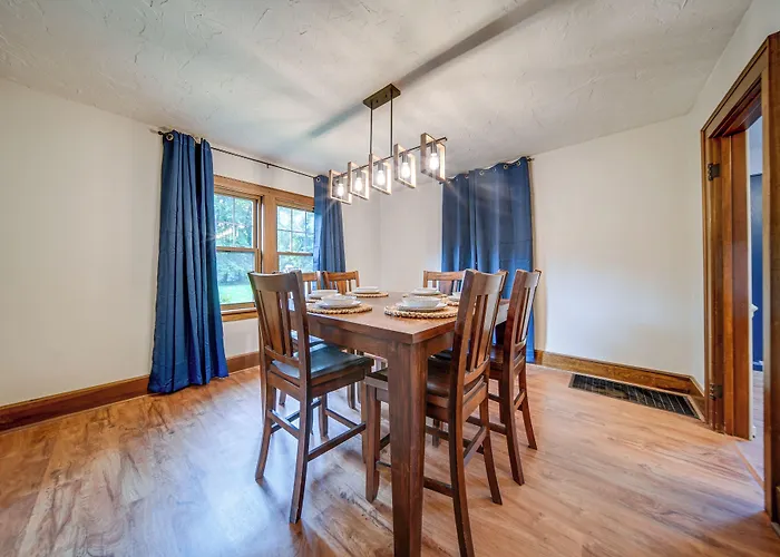 Central Erie Vacation Rental ~ 2 Mi To Beach!
