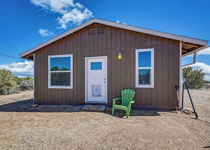 Kingman Vacation Rental W/ Private Yard & Fire Pit