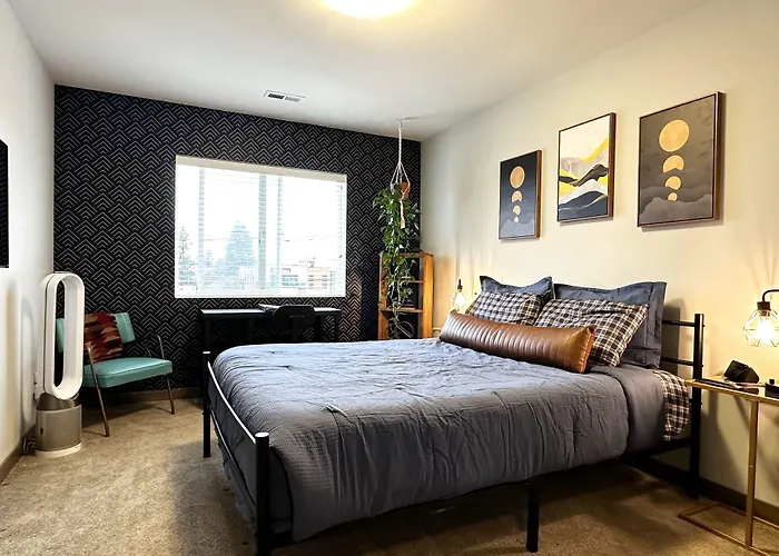 Central Tacoma Homestay With Breakfast Included -Private Room-