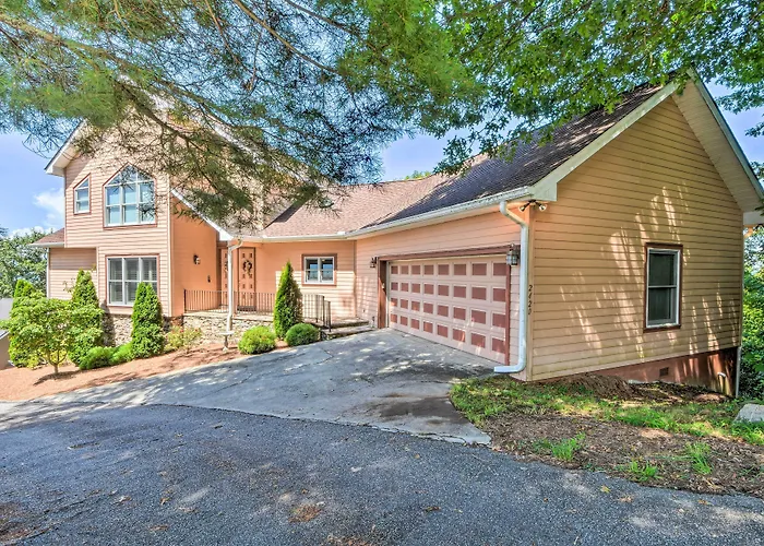 Sky Valley Home W/ Mtn View, 5 Mi To Rabun Bald!