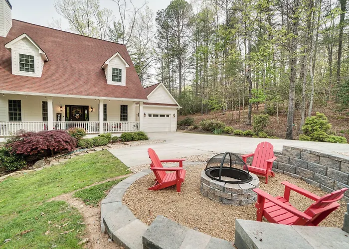 Helen Retreat W/ Hot Tub, 2 Mi To Downtown!
