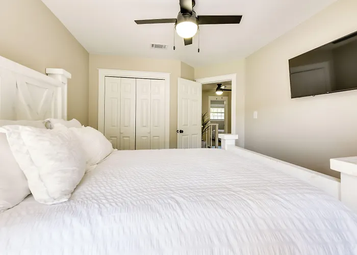 Charming Coastal Home: 6 Mi To Choctawhatchee Bay!
