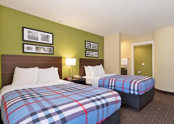 The Douillet By Demeure Hotels