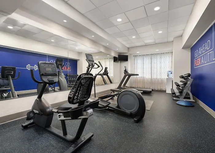 Holiday Inn Express Hotel & Suites Clearwater Us 19 North By Ihg
