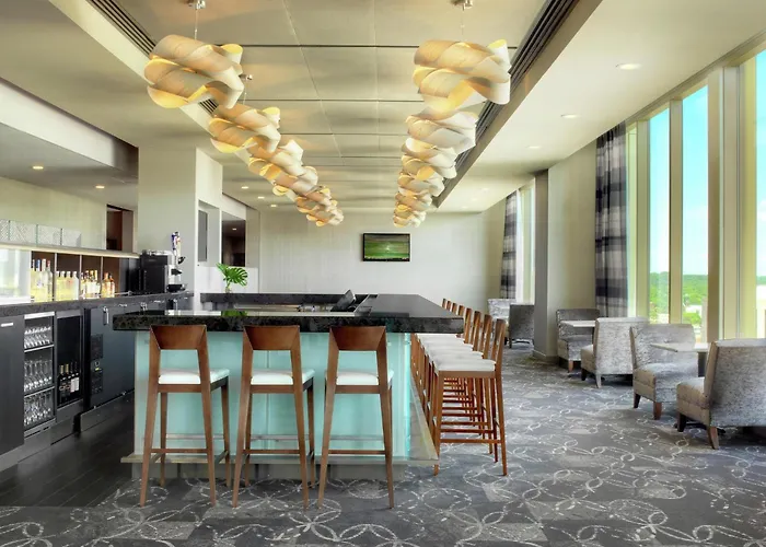 Doubletree By Hilton Hotel Cedar Rapids Convention Complex