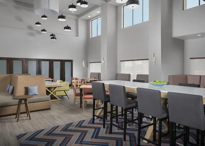 Hampton Inn & Suites - Mansfield