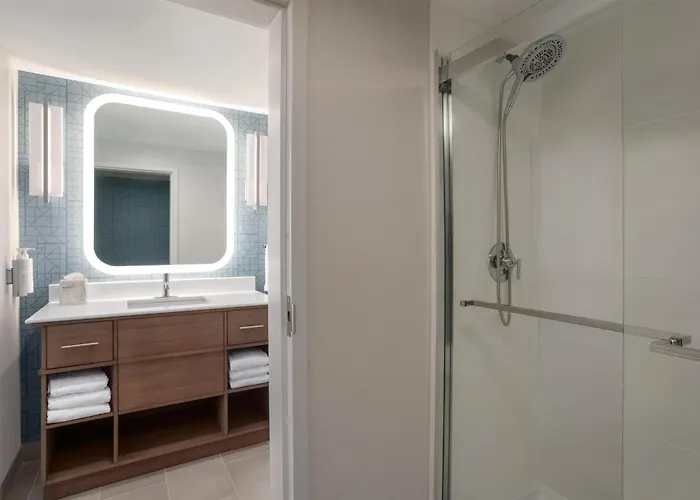 Homewood Suites Fort Myers Airport - Fgcu