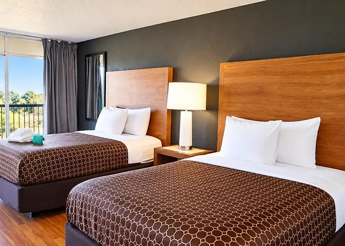 Horizon Inn & Suites
