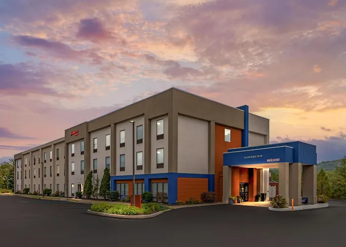 Hampton Inn Pine Grove