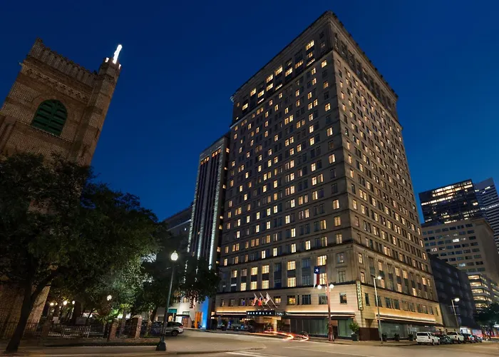 Magnolia Hotel Houston, A Tribute Portfolio Hotel