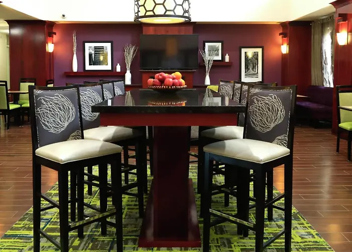 Hampton Inn And Suites Of Lamar