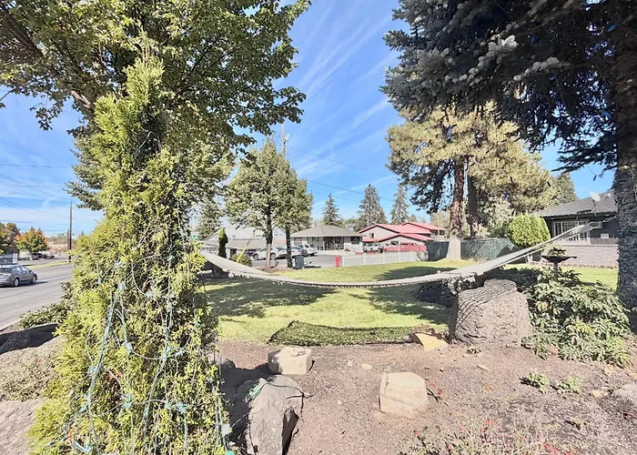 Cascade Lodge Boutique