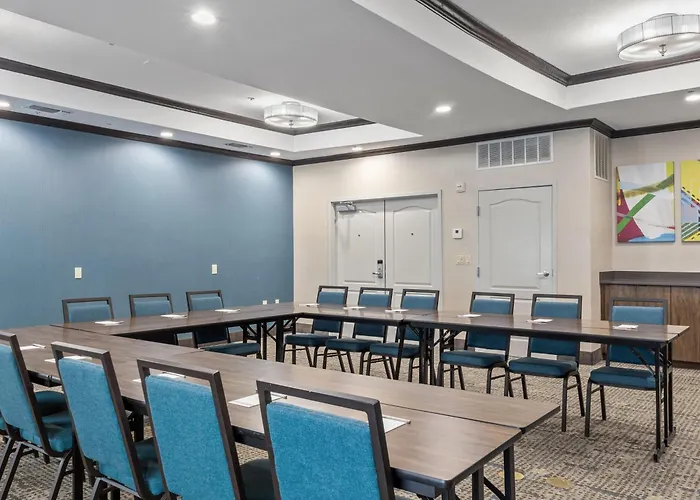 Hampton Inn & Suites Denison