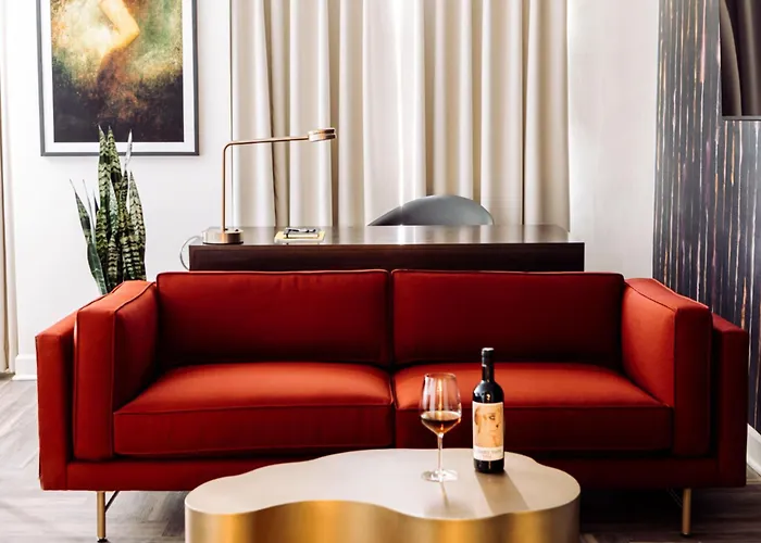 Hotel Deco Omaha, Tapestry Collection By Hilton