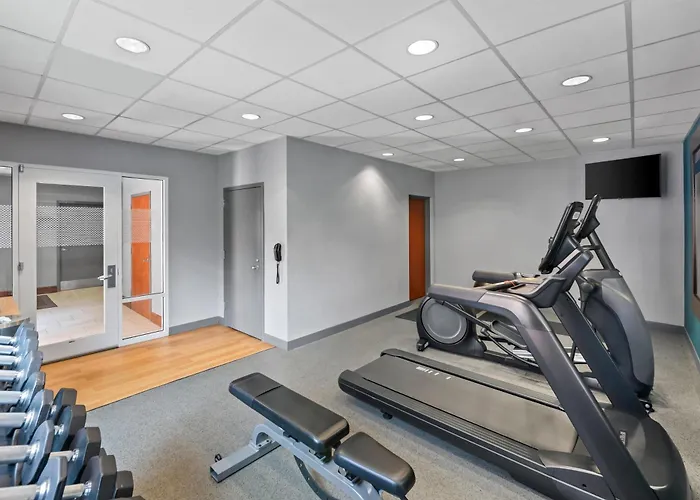 Hampton Inn & Suites Williamsburg-Central