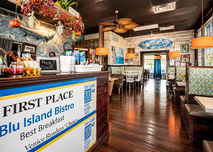 Island Sun Inn & Suites - Historic Venice & Beach Getaway