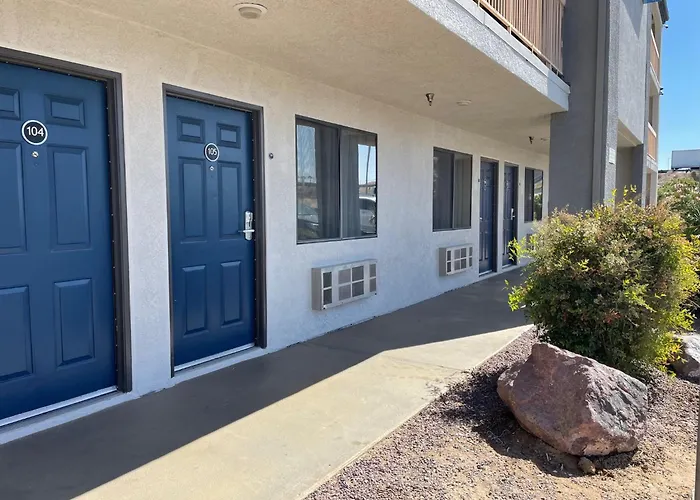 Mojave Desert Inn - Barstow I-15