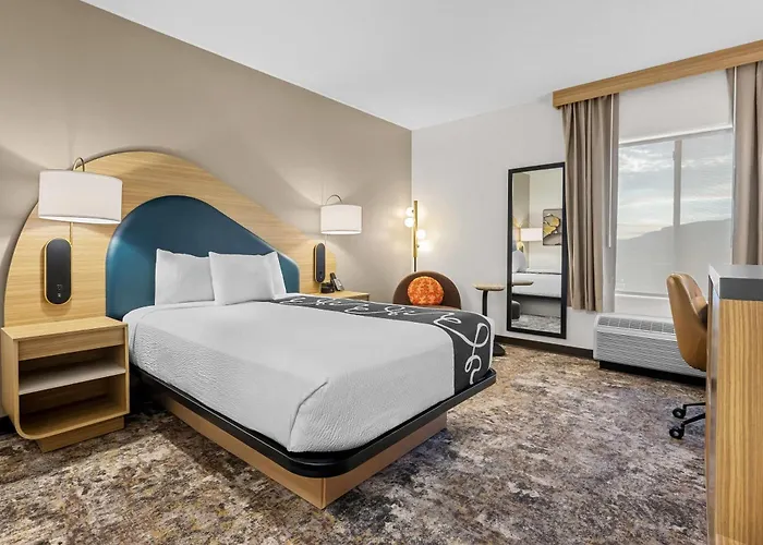 La Quinta By Wyndham Rifle