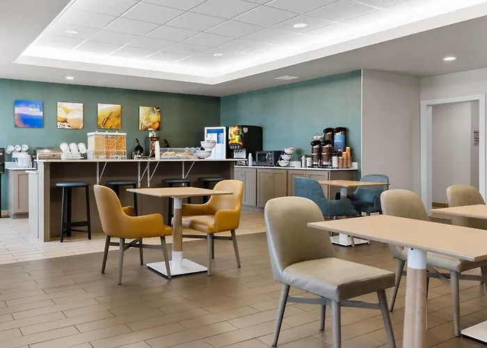 Comfort Inn & Suites Marion I-57