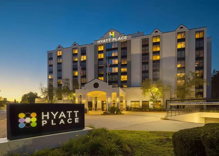 Hyatt Place Boston - Medford