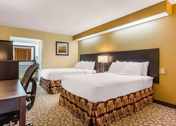 Ramada By Wyndham Santee I-95
