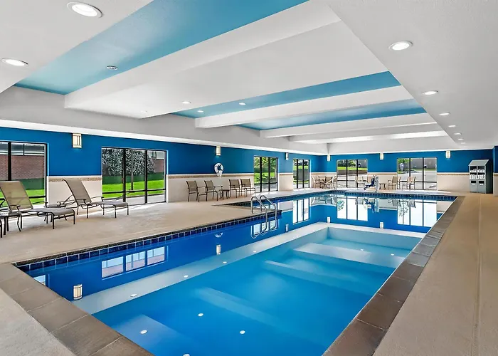 Hampton Inn Omaha/West Dodge Road, Old Mill