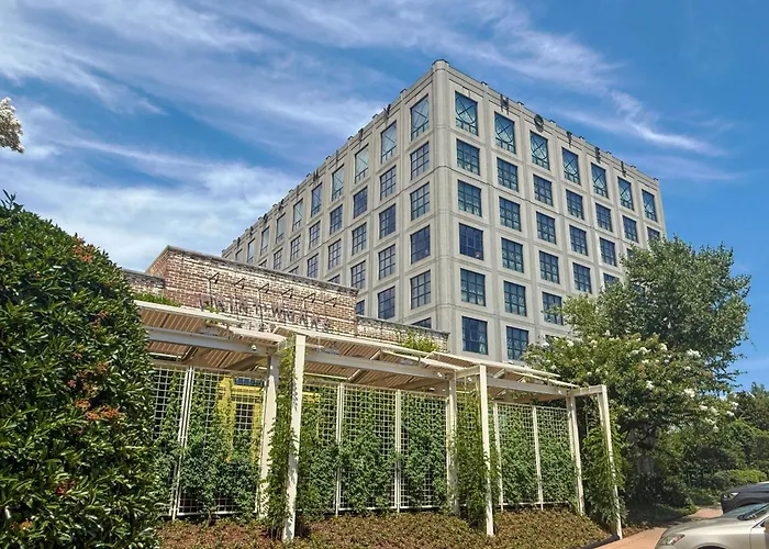 Proximity Hotel
