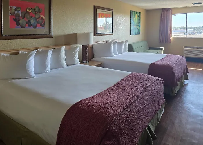 Oxnard Inn Lancaster