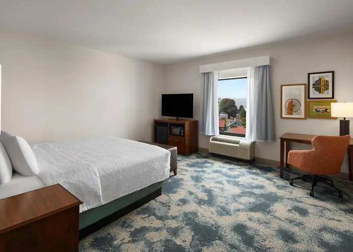 Hampton Inn Seattle/Everett Downtown