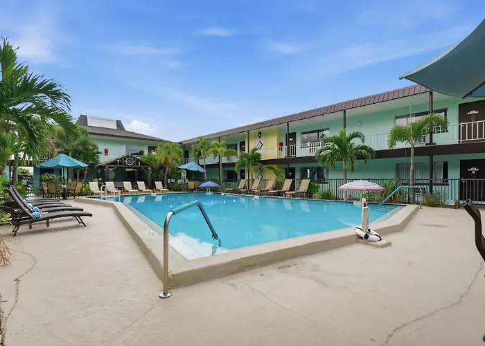 Island House Resort Hotel