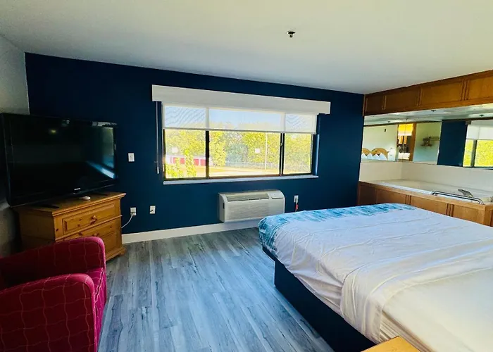 Regency Inn And Suites
