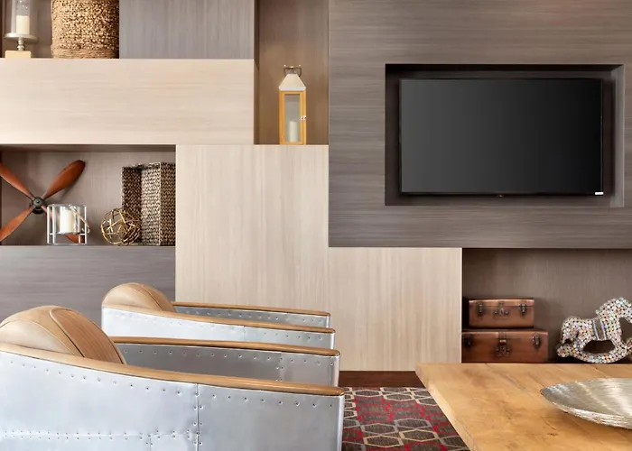 Four Points By Sheraton Fargo Medical Center