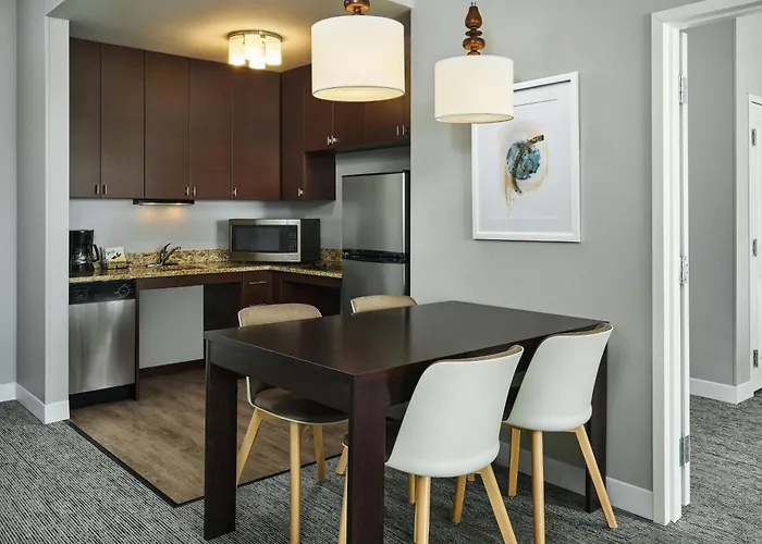 Towneplace Suites By Marriott Dickinson