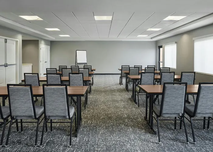 Towneplace Suites By Marriott Dickinson