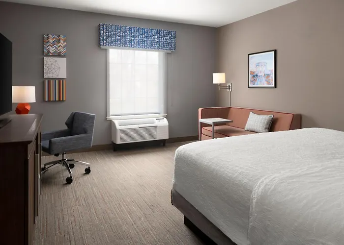 Hampton Inn & Suites Yonkers - Westchester