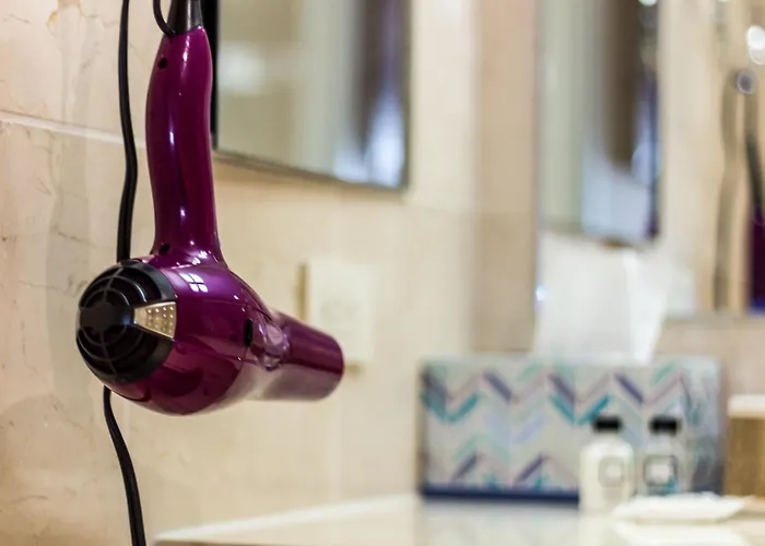 Fantastic Philly Fully Furnished Apartments
