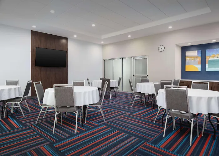 Hampton Inn & Suites Naples South