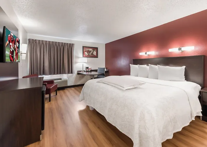 Red Roof Inn Plus+ Columbus - Worthington