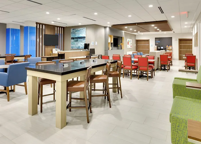 Holiday Inn Express & Suites - Plano - The Colony By Ihg