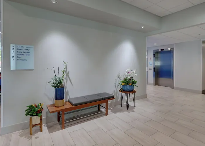 Holiday Inn Express & Suites - Auburn Downtown By Ihg