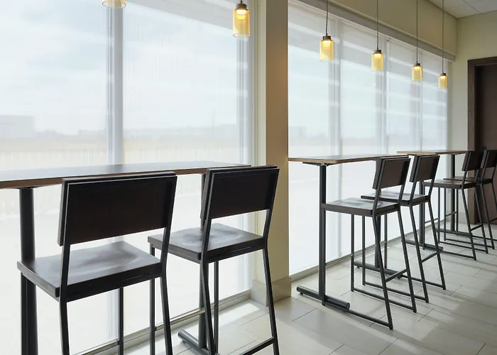 Holiday Inn Express & Suites - Lockport By Ihg