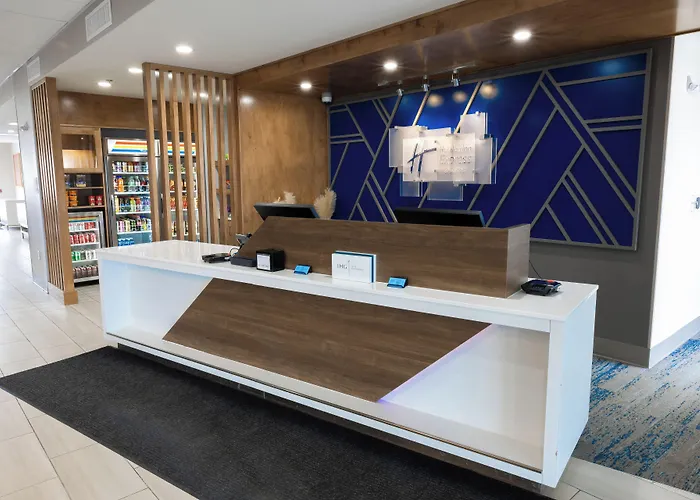 Holiday Inn Express & Suites Mansfield - Ontario By Ihg