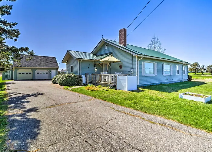 Nautical Lubec Cottage W/ Fire Pit & Grill!