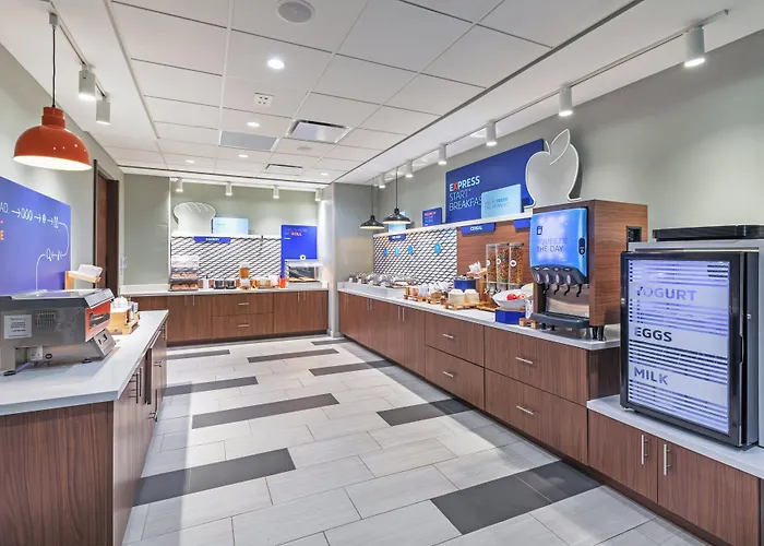 Holiday Inn Express & Suites Parsons By Ihg
