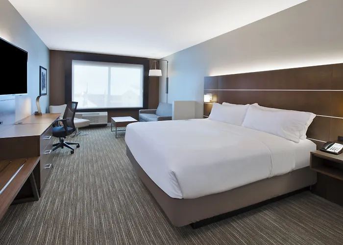 Holiday Inn Express & Suites Okemos - University Area By Ihg