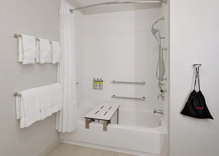 Holiday Inn Express & Suites Plano East - Richardson By Ihg