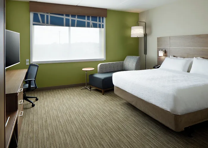 Holiday Inn Express & Suites - Cincinnati North - Liberty Way By Ihg